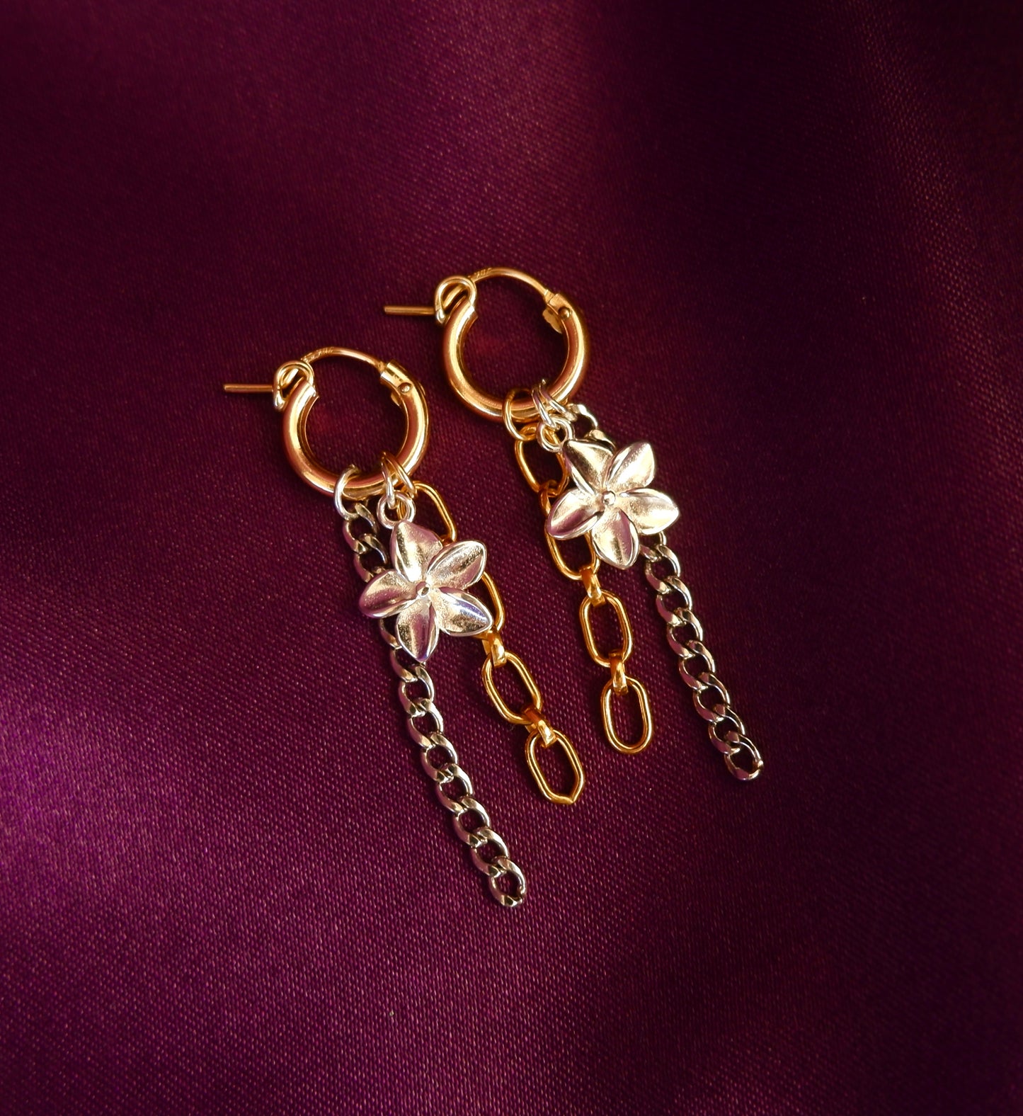 Mixed Chain & Flower Mini Hoop Earrings