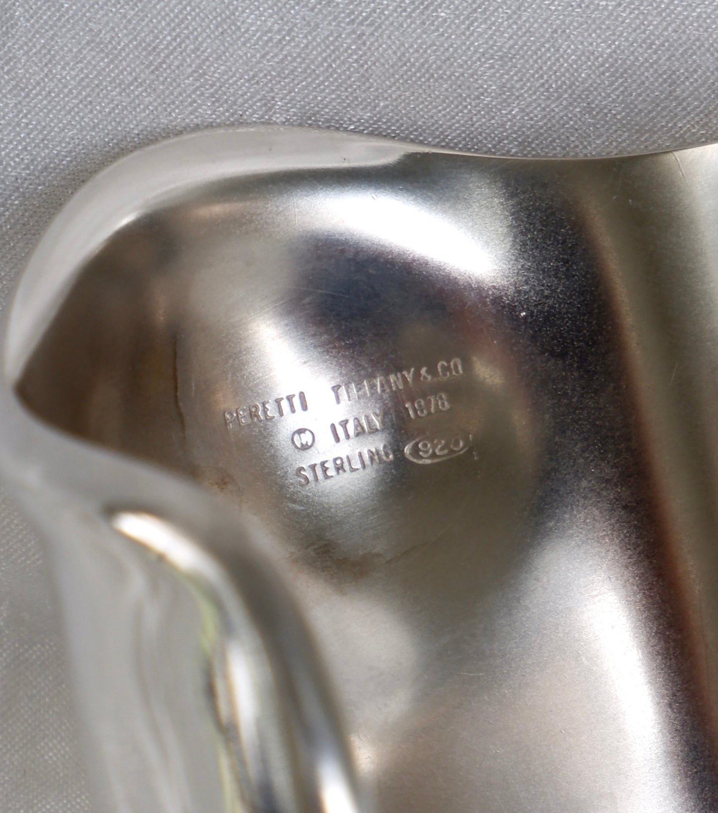 Vintage 1978 Tiffany & Co. Elsa Peretti Medium Bone Cuff - Right Wrist