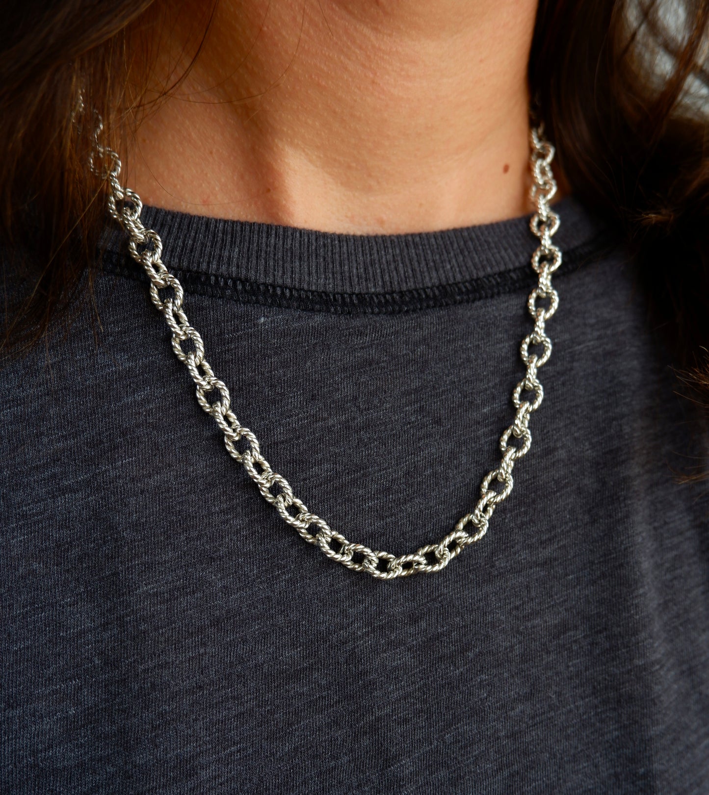 Twisted Cable Link Necklace