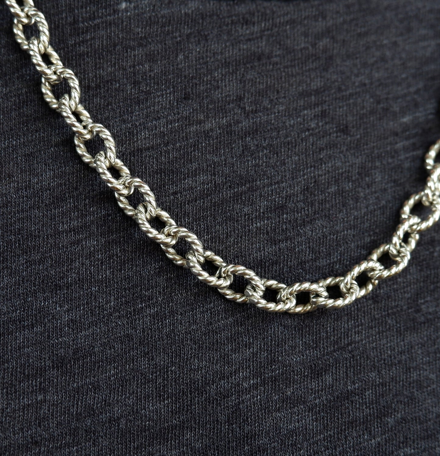 Twisted Cable Link Necklace