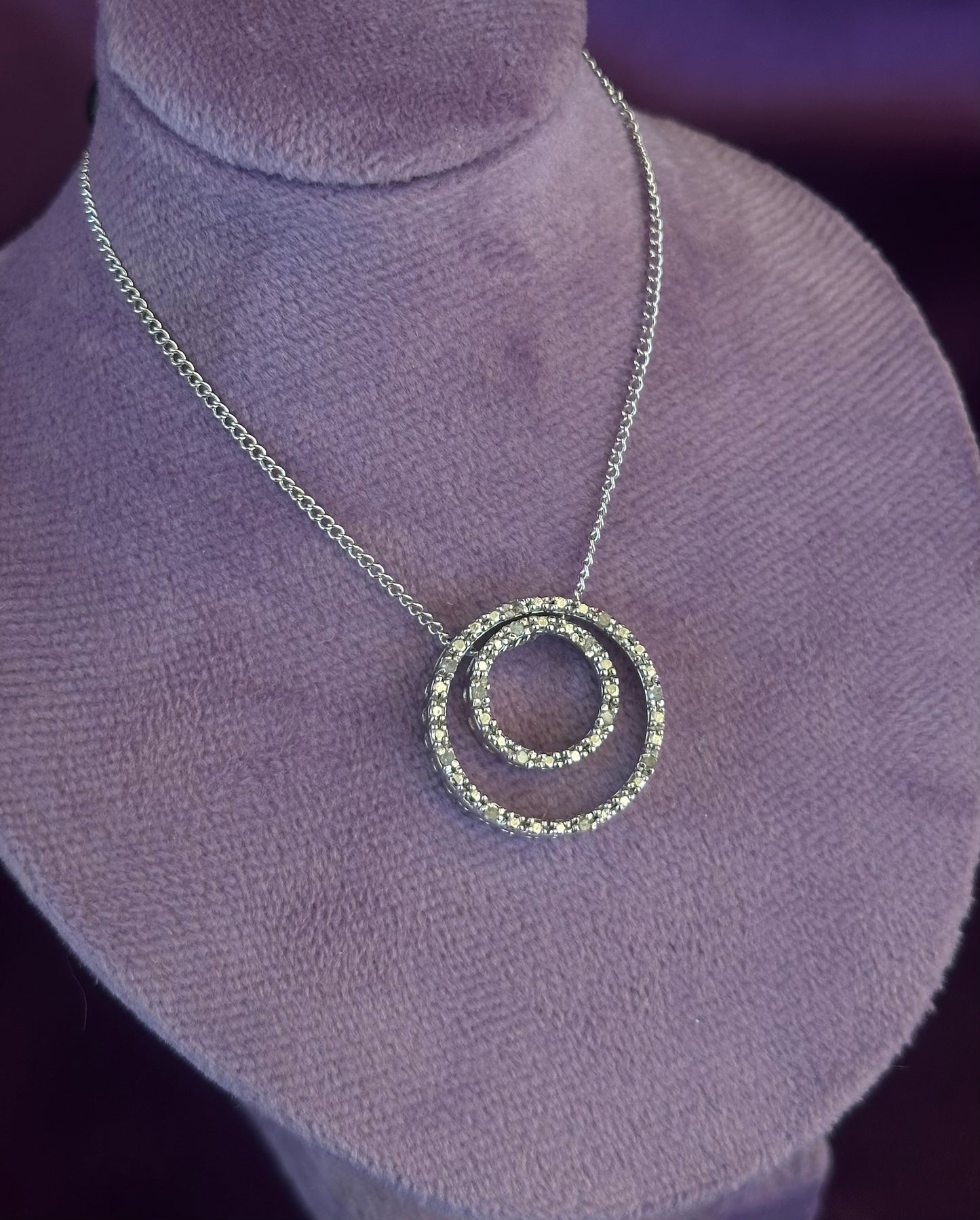 Nesting Circles Necklace