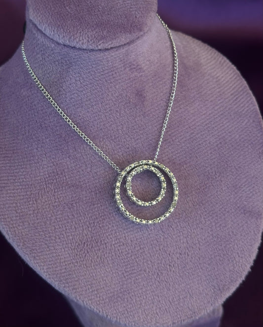 Nesting Circles Necklace