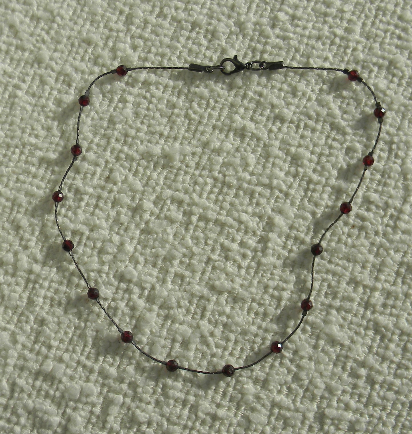 90s Style Garnet Choker Necklace