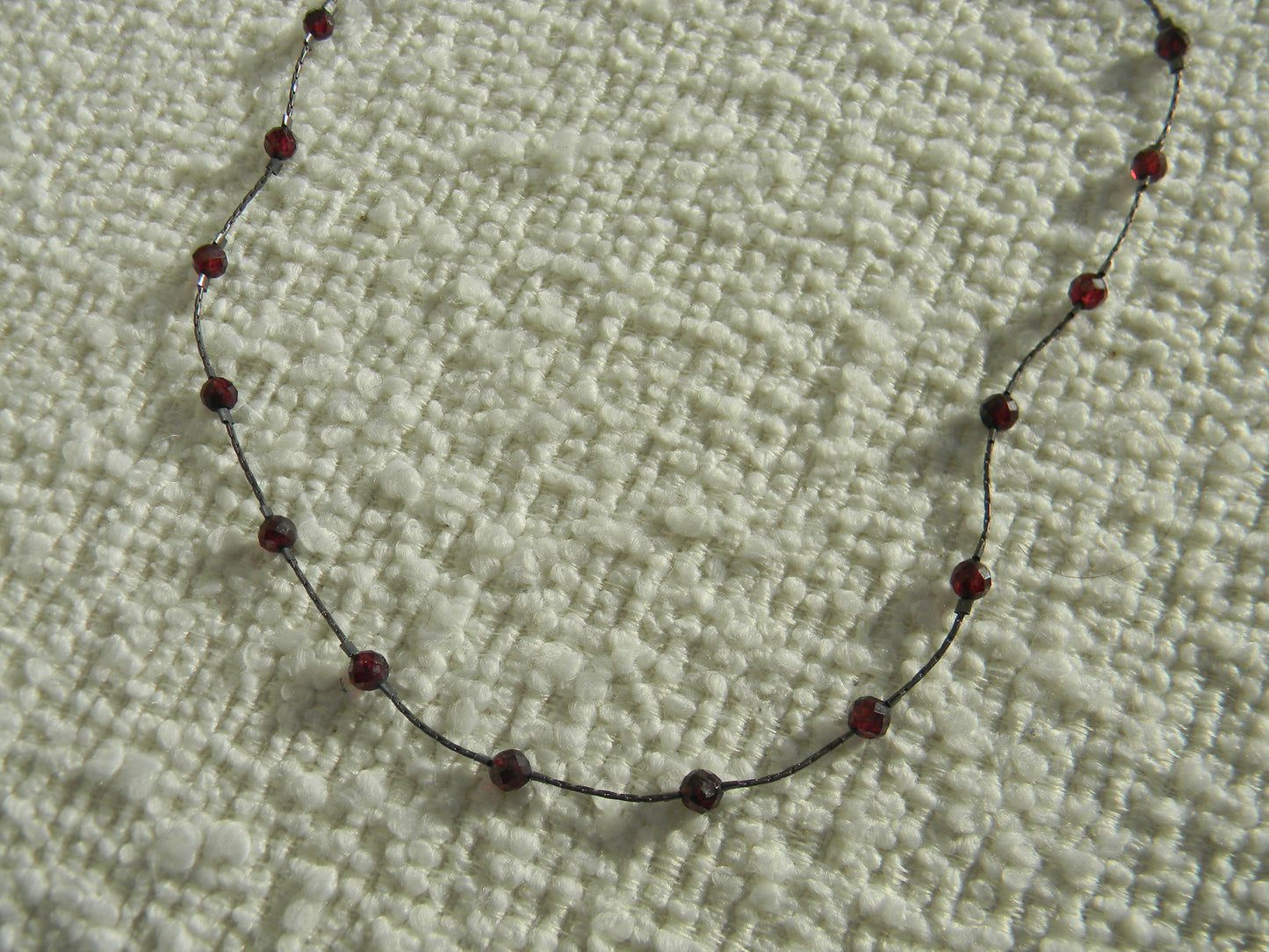 90s Style Garnet Choker Necklace